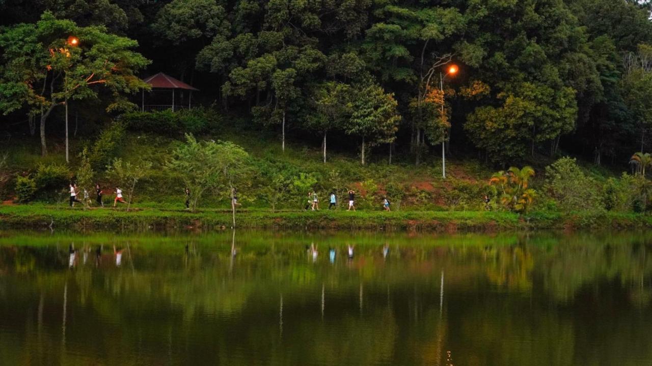 A Little Home Mang Den Kon Von Kla ภายนอก รูปภาพ